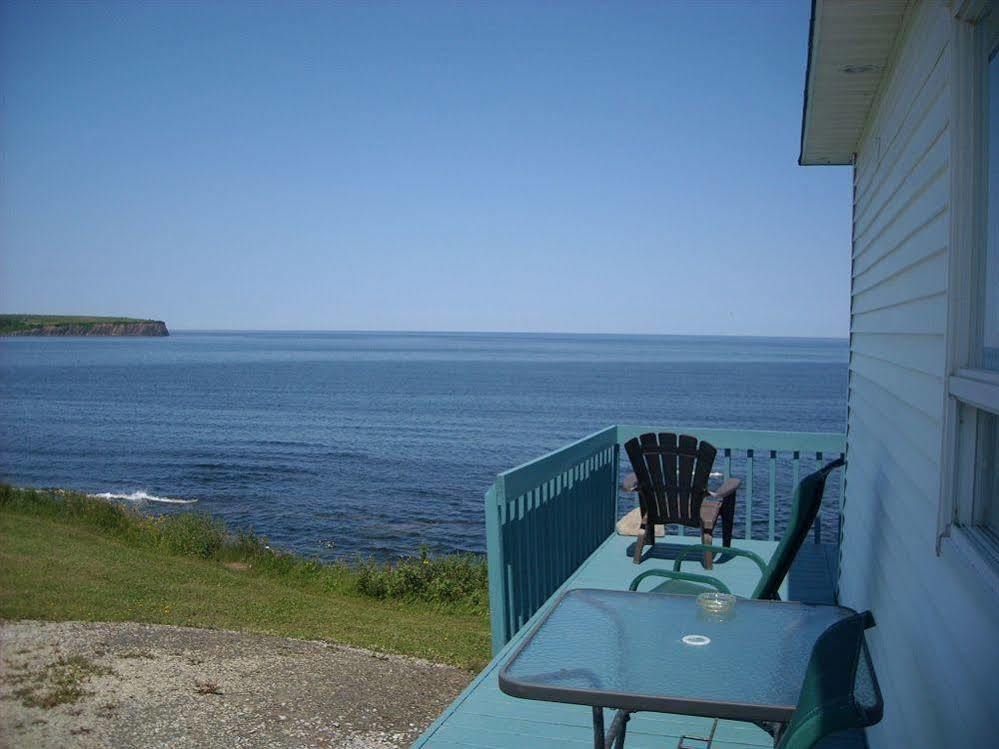 Motel Le Noroit L'Anse-au-Griffon Buitenkant foto